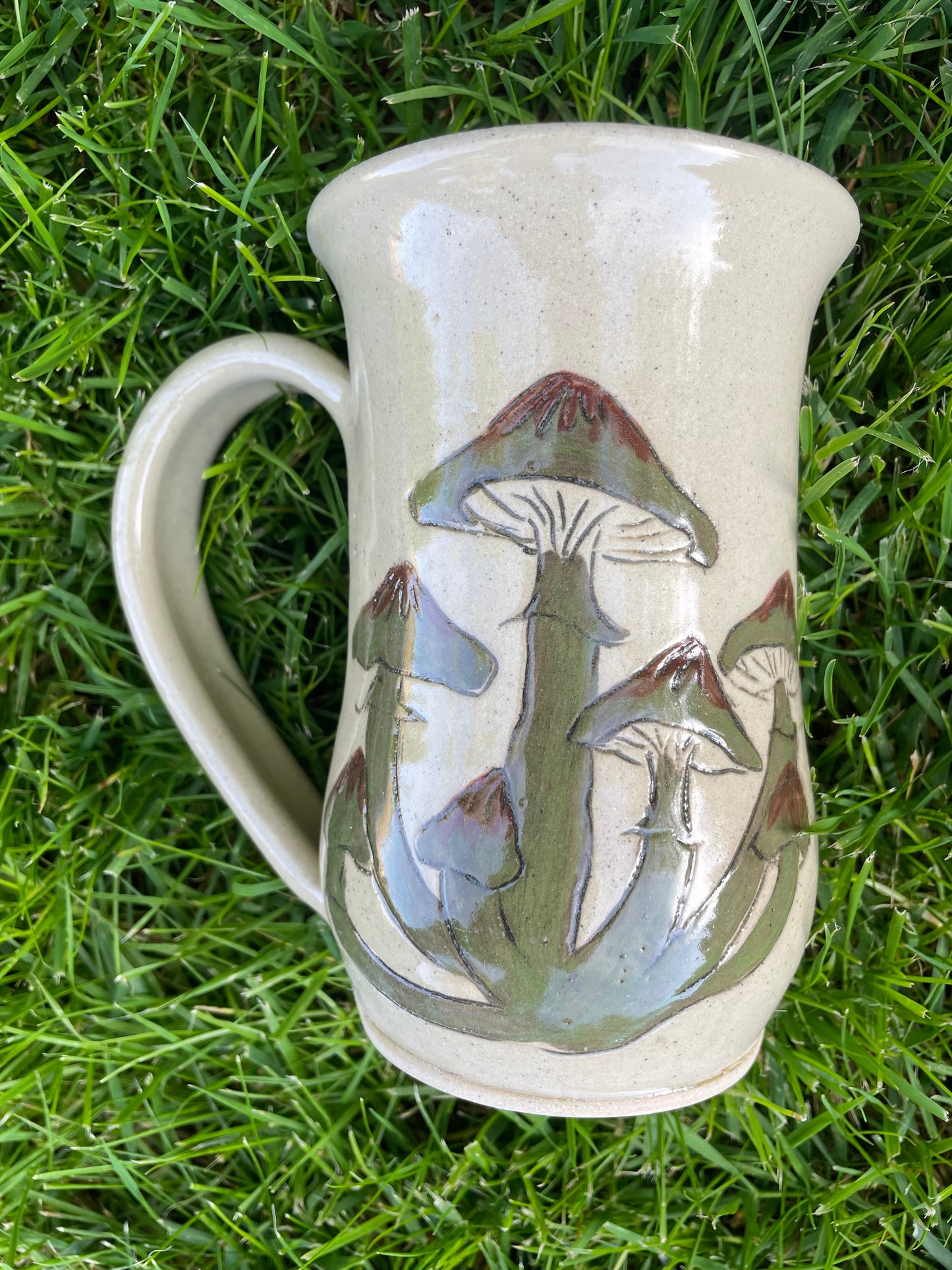Green Cluster Mushroom Mug